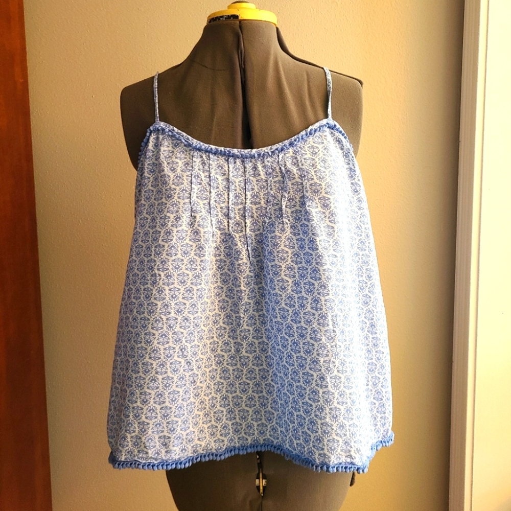 Gap Body Tank Top Blue White Floral Size Large